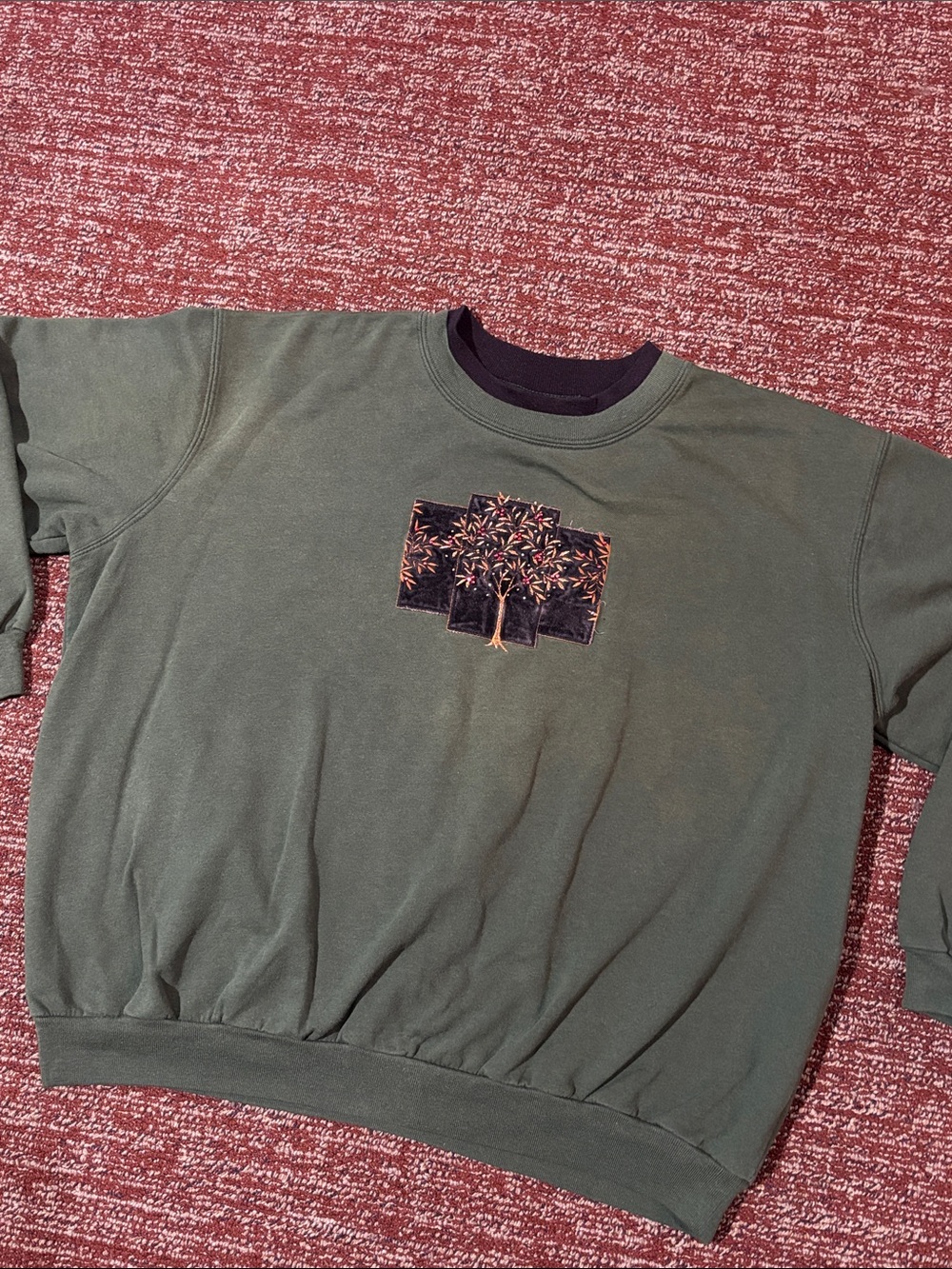 Vintage Olive Green Crewneck Sweatshirt velvet gemstone Tree Graphic petite LG